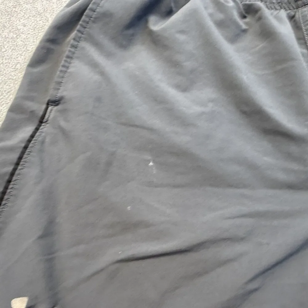 Under Armour Shorts Mens L Run Fitted Athletic Lined Comfort Waist Drawstring *